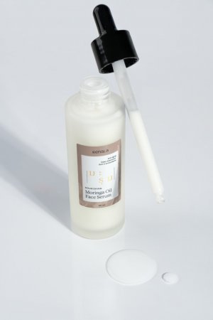 Nourishing Moringa Oil Face Serum (50 ml)