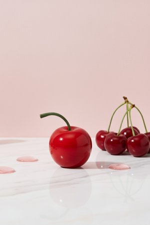 Cherry Jelly Lip Balm (7 g)